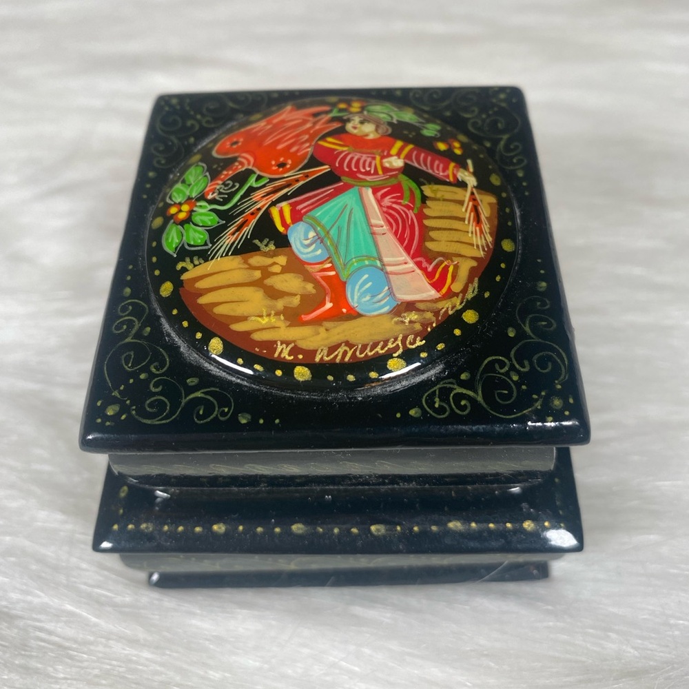 Russian The Firebird Lacquer Small Trinket Box Artist Signed Double Hinged